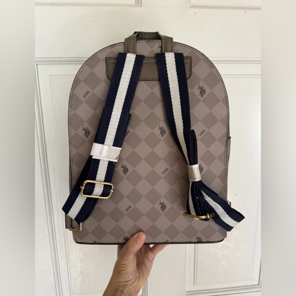 NWT U.S. Polo Assn Floral Diamond  Backpack  Woman - Picture 3 of 4